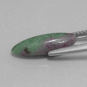 Rubino-Zoisite Multicolore naturale da 3.03 ct, Taglio marquise, Opaco