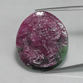 Rubino-zoisite naturale multicolore da 32,60 ct, forma fantasia, opaco