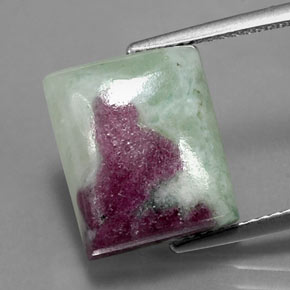 Rubino-zoisite naturale multicolore da 9,96 ct, baguette, opaco