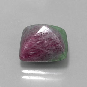 Rubino-zoisite naturale multicolore da 8,46 ct, quadrato, opaco