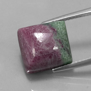Rubino-Zoisite Multicolore naturale da 10.70 ct, Quadrato, Opaco