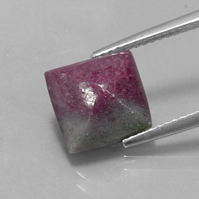 Rubino-zoisite naturale multicolore da 5,24 ct, quadrato, opaco