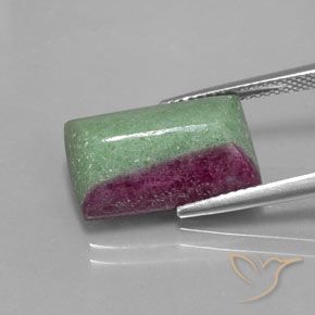 12.20ct Naturale Multicolore Rubino-Zoisite, Taglio a baguette, Opaco