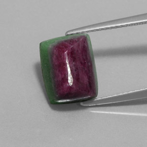 Rubino-Zoisite Multicolore naturale da 7.04 ct, Taglio a baguette, Opaco