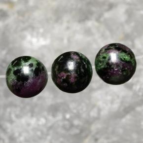 Rubino-zoisite naturale multicolore da 27,63 ct, sfera / palla, opaco