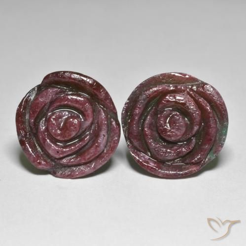 30.21ctw Naturale Rosso scuro Rubino-Zoisite, Taglio a fiore, Opaco