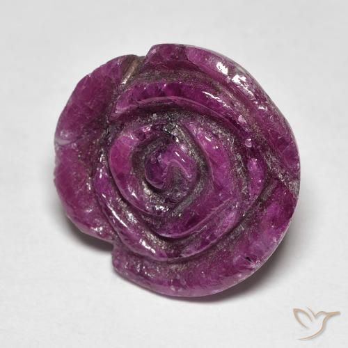 Rubino-Zoisite Medium Dark-Purple naturale da 15.77 ct, Taglio a fiore, Opaco