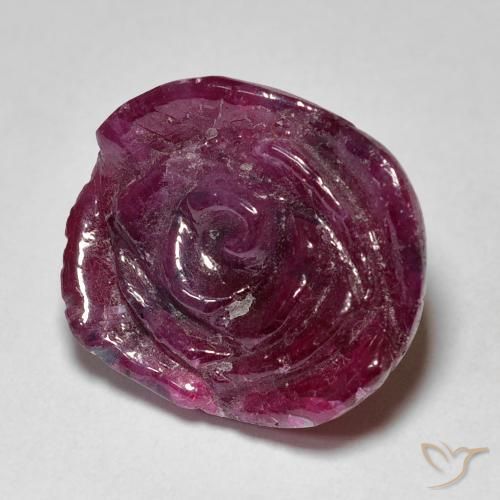 18.36ct Naturale Medium Dark Reddish-Purple Rubino-Zoisite, Taglio a fiore, Opaco