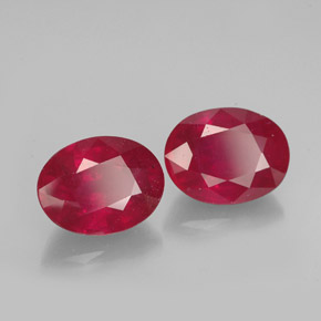 Rubino naturale rosso da  ct, taglio ovale, VS-SI