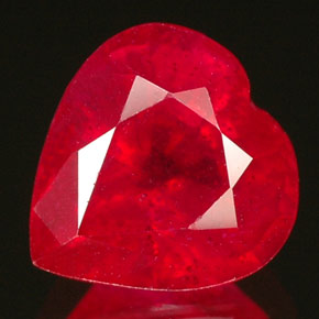 Rubino naturale rosso da 1,69 ct, a forma di cuore, VS-SI