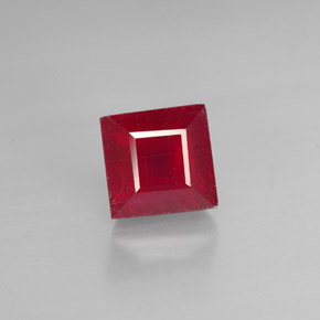 Rubino naturale rosso da 1,94 ct, quadrato, VS-SI