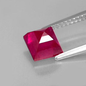 Rubino naturale rosso da 2,18 ct, quadrato, SI