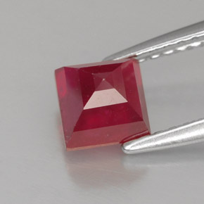 Rubino naturale rosso da 1,31 ct, quadrato, SI