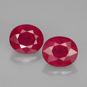 Rubino naturale rosso da  ct, taglio ovale, VS-SI