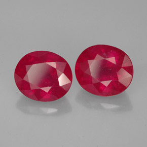 Rubino naturale rosso da  ct, taglio ovale, VS-SI
