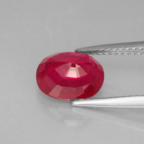 Rubino naturale rosso da 2,37 ct, taglio ovale, VS-SI