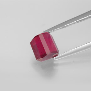 Rubino naturale rosso da 1,86 ct, taglio smeraldo, SI