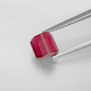 Rubino naturale rosso da 1,77 ct, taglio smeraldo, SI