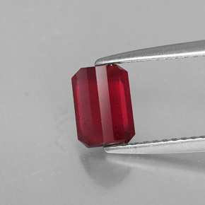 Rubino naturale rosso da 1,57 ct, taglio smeraldo, SI