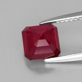 Rubino naturale rosso da 1,96 ct, taglio smeraldo, SI