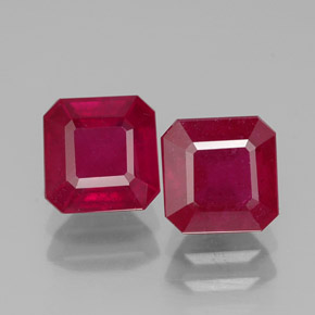 Rubino naturale rosso da  ct, taglio smeraldo, SI