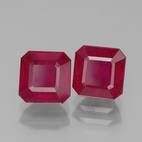 Rubino naturale rosso da  ct, taglio smeraldo, SI