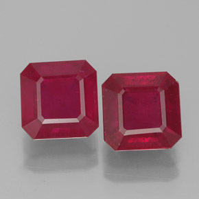 Rubino naturale rosso da  ct, taglio smeraldo, SI