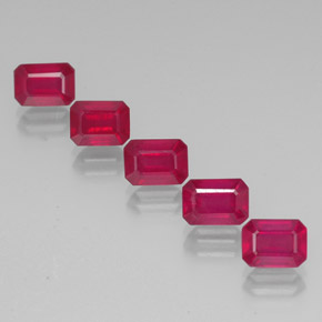 Rubino naturale rosso da  ct, taglio smeraldo, VS-SI