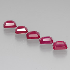 Rubino naturale rosso da  ct, taglio smeraldo, VS-SI