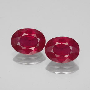 Rubino naturale rosso da  ct, taglio ovale, VS-SI