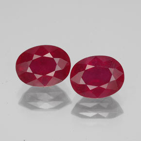 Rubino naturale rosso da  ct, taglio ovale, VS-SI