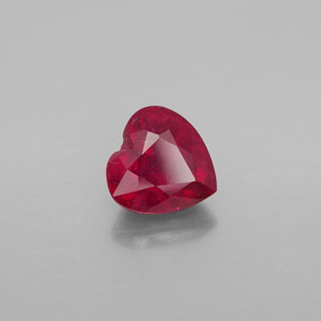 Rubino naturale rosso da 1,91 ct, a forma di cuore, VS-SI