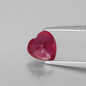 Rubino naturale rosso da 1,91 ct, a forma di cuore, VS-SI