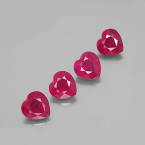 Rubino naturale rosso da  ct, a forma di cuore, VS-SI