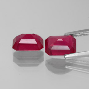Rubino naturale rosso da  ct, taglio smeraldo, VS-SI