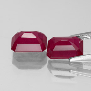 Rubino naturale rosso da  ct, taglio smeraldo, VS-SI