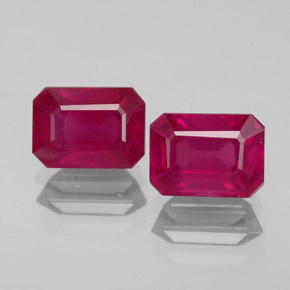 Rubino naturale rosso da  ct, taglio smeraldo, VS-SI