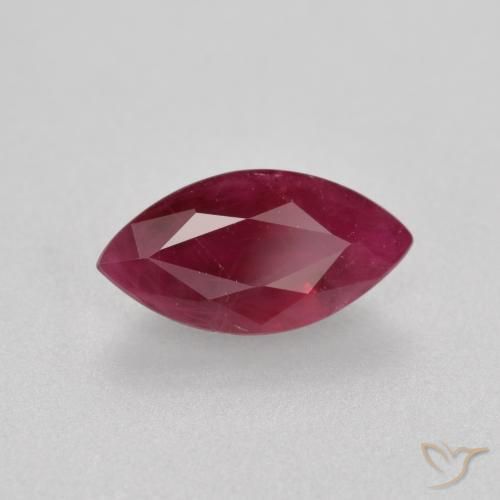 Rubino Rosso scuro naturale da 0.98 ct, Taglio marquise, VS-SI