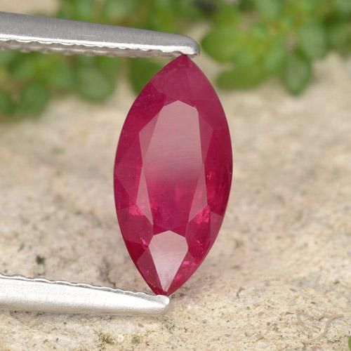 Rubino Cremisi Profondo naturale da 1.18 ct, Taglio marquise, VS-SI