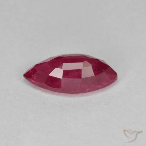 Rubino Rosso scuro naturale da 1.61 ct, Taglio marquise, VS-SI