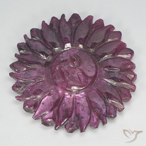41.80ct Naturale Viola Boysenberry Rubino, Taglio a fiore, Opaco