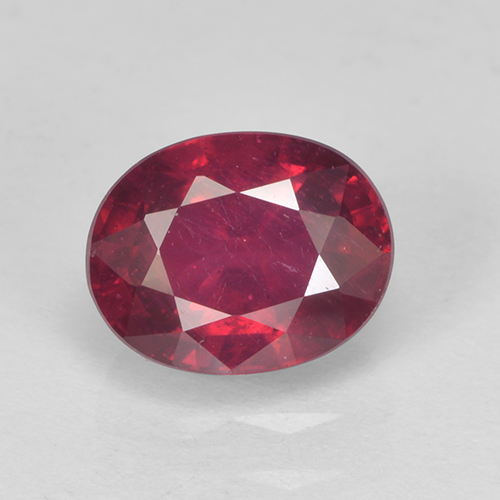 Rubino rosso medio-scuro naturale da 1,94 ct, taglio ovale, VS-SI
