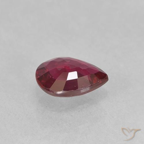 Rubino Rosso scuro naturale da 0.31 ct, Forma a pera, VS-SI