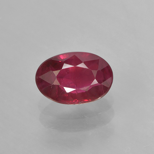 Rubino Vino rosso naturale da 0.71 ct, Taglio ovale, VS-SI