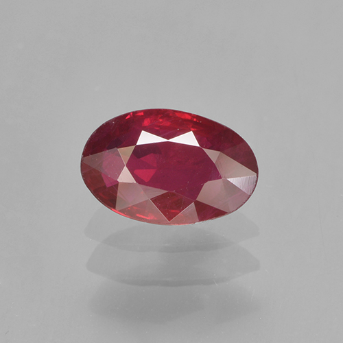 Rubino Rosso medio naturale da 0.50 ct, Taglio ovale, VS-SI