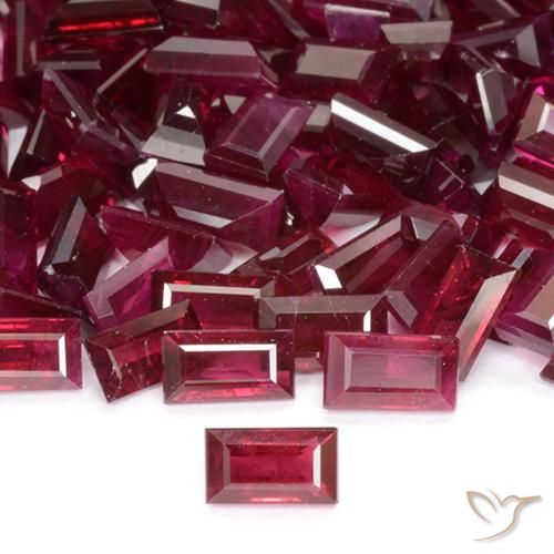 Rubino Rosso medio naturale da 0.26 ct, Taglio a baguette, VS-SI