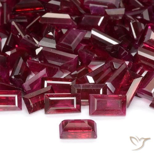 Rubino Rosso medio naturale da 0.26 ct, Taglio a baguette, VS-SI