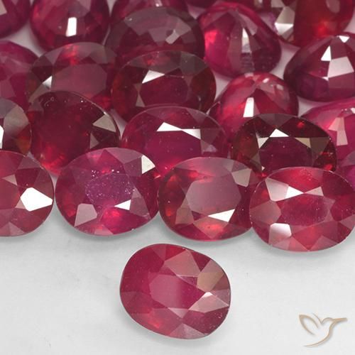 Rubino Rosso medio-scuro naturale da 2.86 ct, Ovale, VS-SI