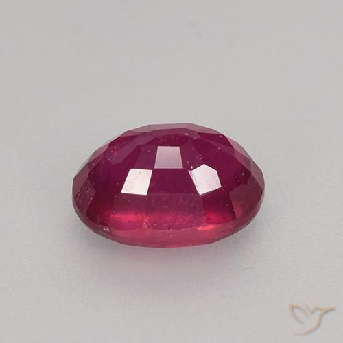 Rubino Rosso medio-scuro naturale da 0.93 ct, Ovale, VS-SI