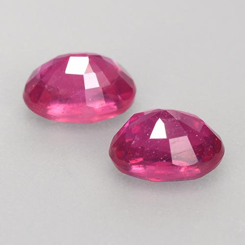 Gemme di Rubino Rosso chiaro naturale da 1.58 ct, Taglio ovale, VS-SI